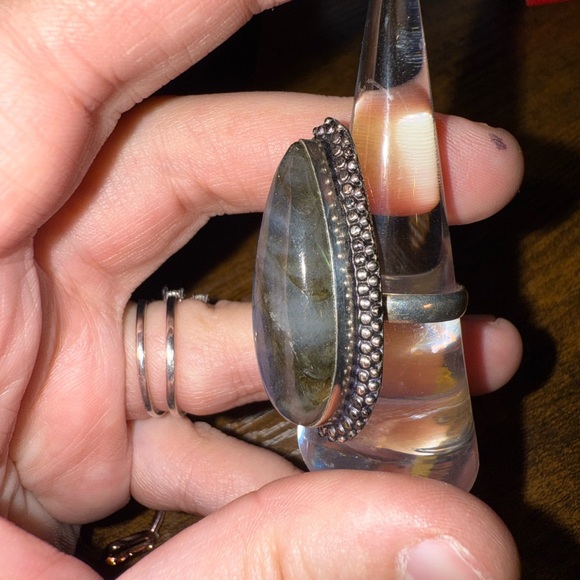 Vintage Sterling silver labradorite ring - Picture 4 of 6